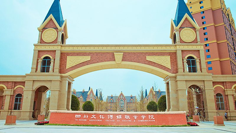 影视制作公司加盟费用主要包括以下几个方面：