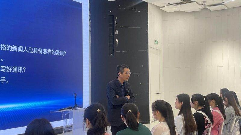 拍摄广告片用什么相机好